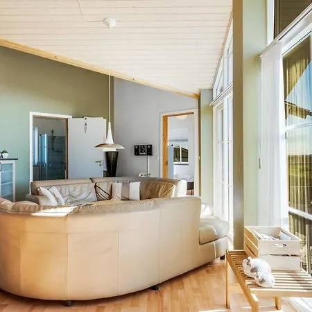 Holiday Dafne - 300m To The Inlet By Interhome *